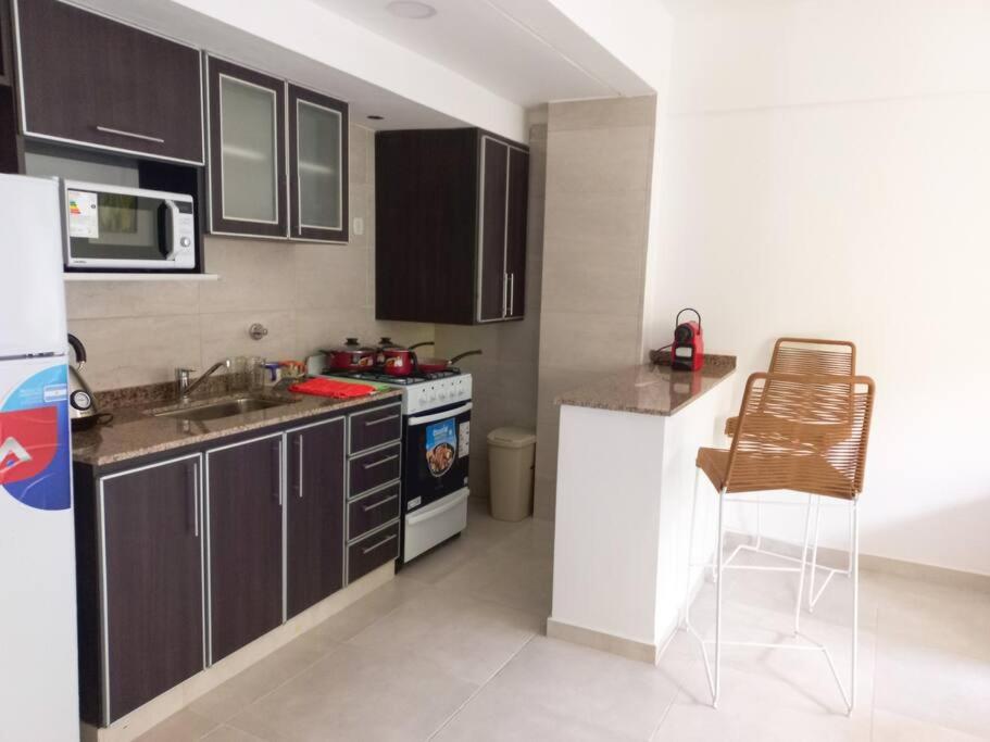 Departamento de 2 amb. en Lomas Centro con terraza - 2