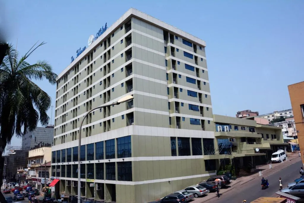 拉法赖斯雅温得酒店，位于雅温得的酒店