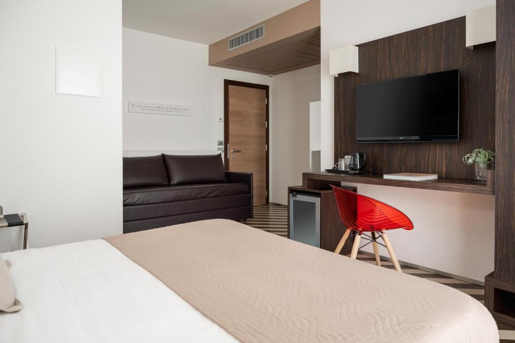 Dan Hotel - 5