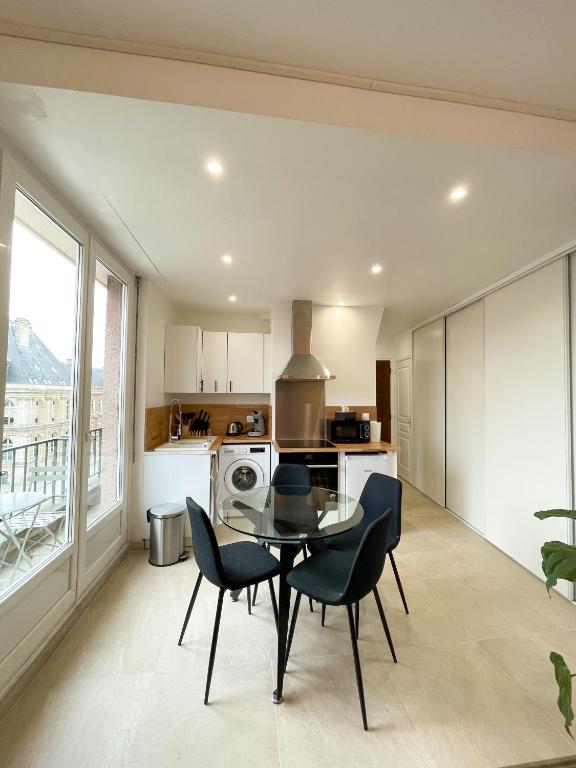 Hyper Centre, Ascenseur, Balcon, emplacement & vue incroyable, spacieux - 5