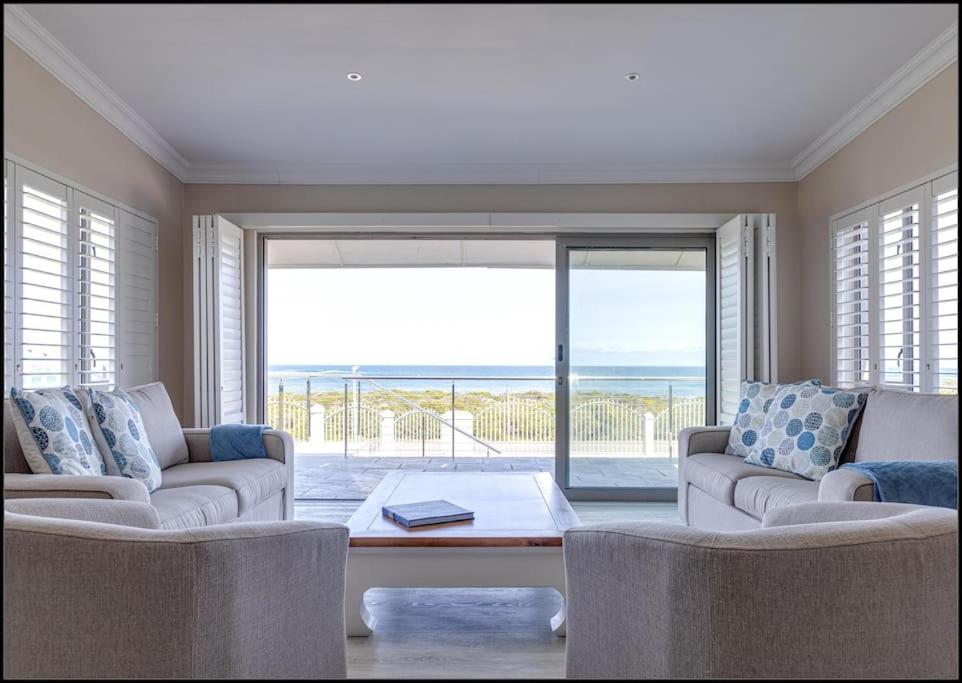 Seafront Retreat in Sandbaai, Hermanus