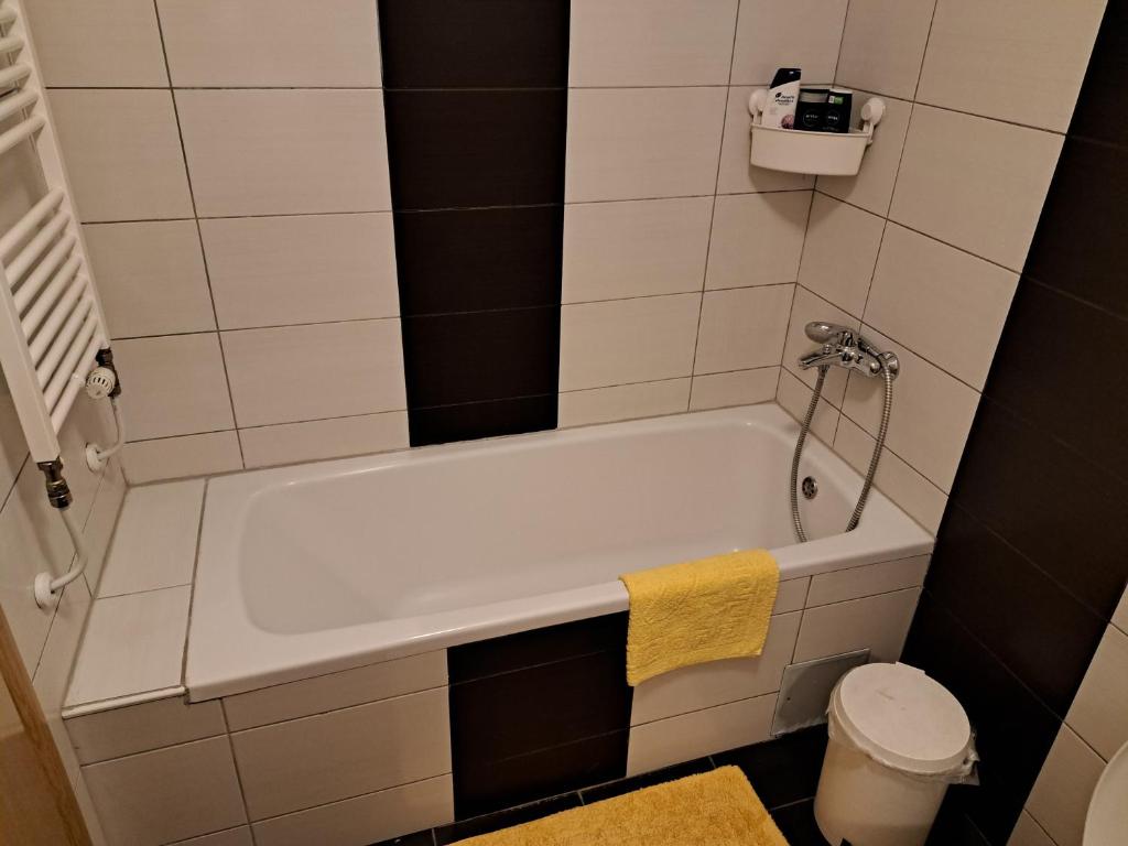 Modern Apart - 5