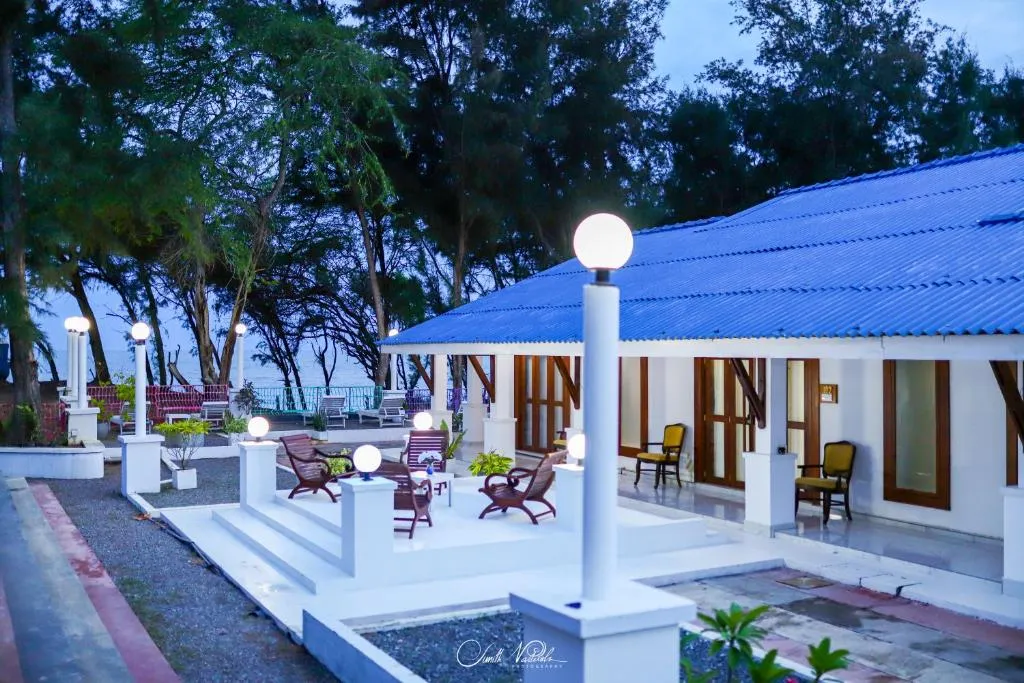 Ceylonta Beach Resort and Spa, hotel in Hambantota