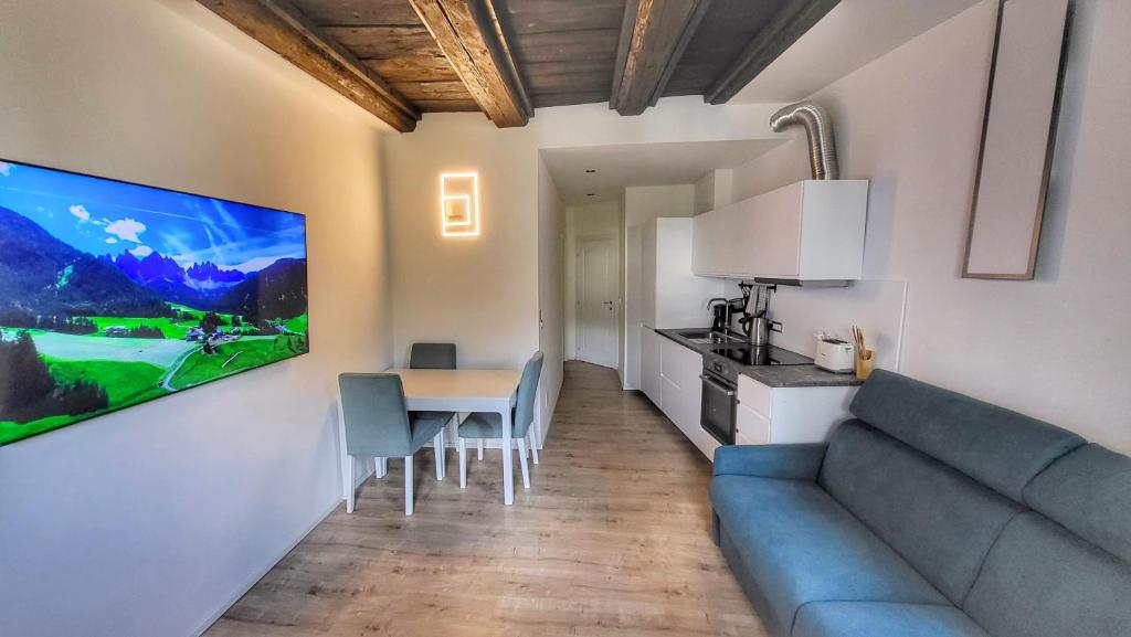 Bolzano 2-Room Central Mountain View, WiFi Netflix AC Lift - 3
