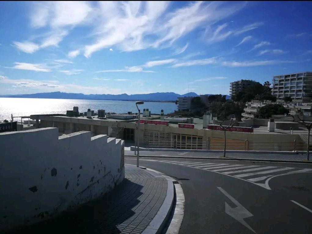 Apartamento segunda línea de la playa Capellán Salou - 1