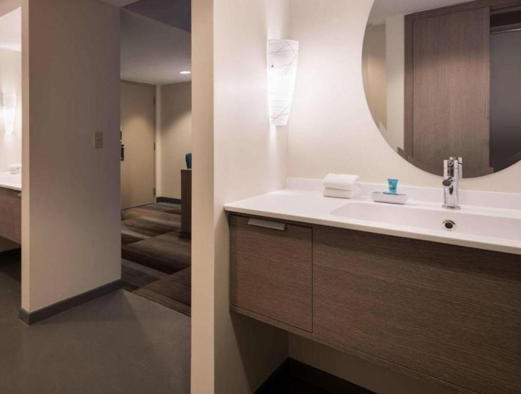 Aloft Scottsdale photo