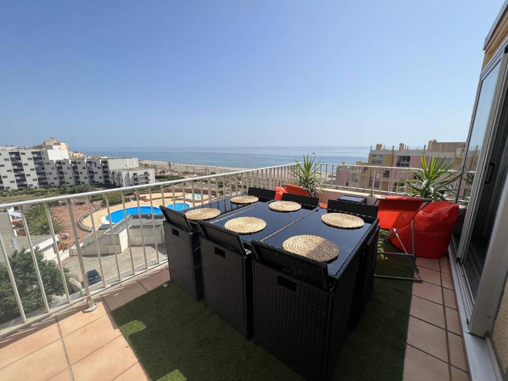 T3 avec Terrasse et Vue Mer, Parking, Wi-Fi - 6 Personnes - FR-1-81-590, Le Barcarès