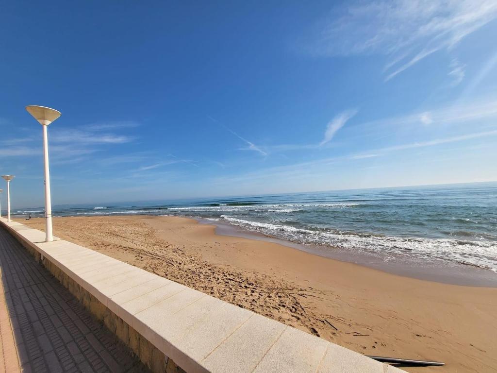 Ona Beach daimuz, Daimuz