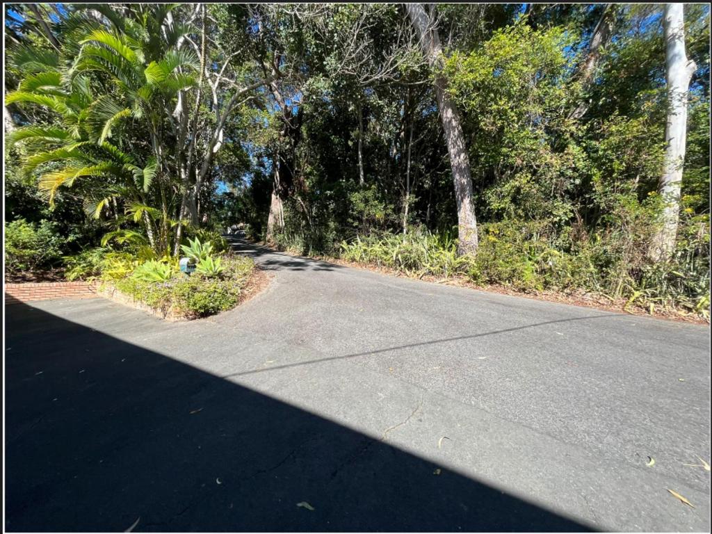 Ocean Views Central to everything , 2 bed, 2 minute walk to Beach photo