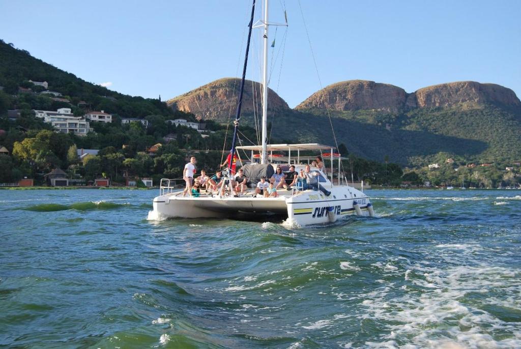 Wildcat Catamaran Cruises — Hotel in Hartbeespoort