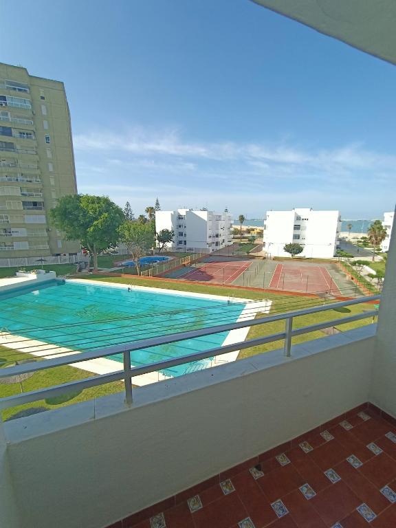 Azvalia - Valdelagrana Puerto Príncipe, Playa, piscina, parking - 4