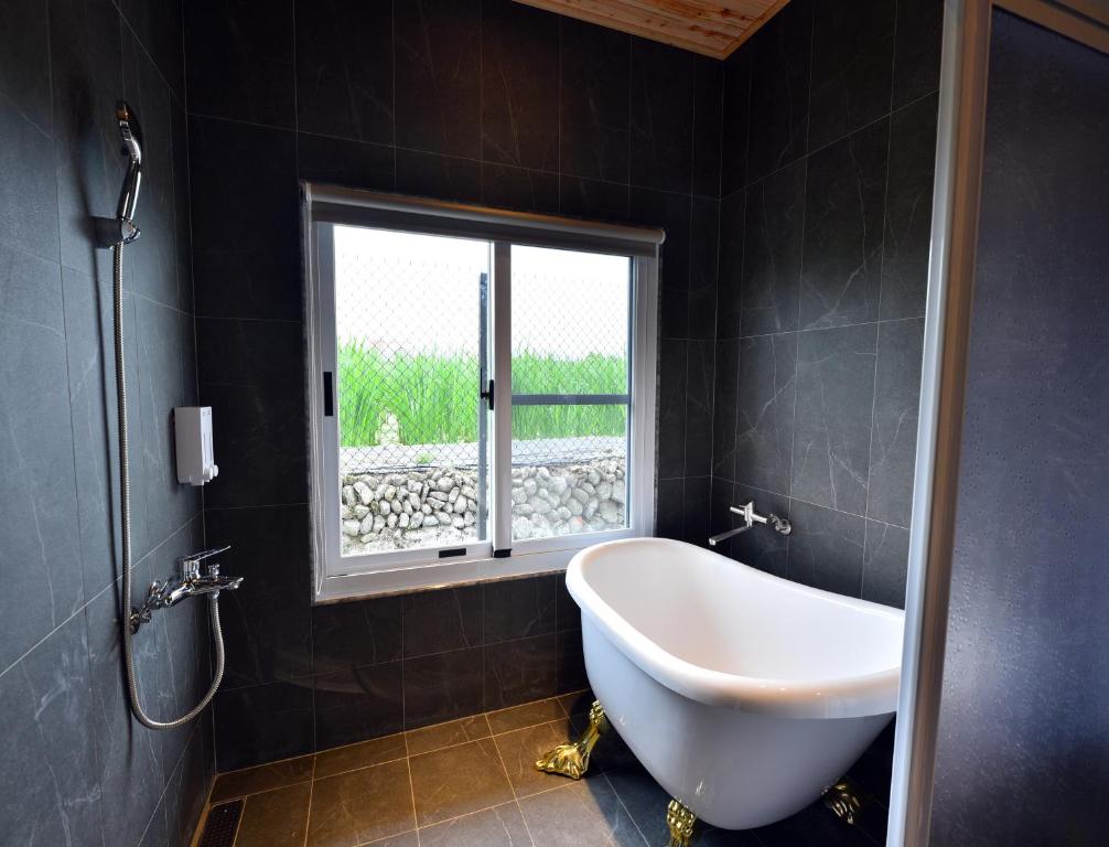 Leju Diary B&B