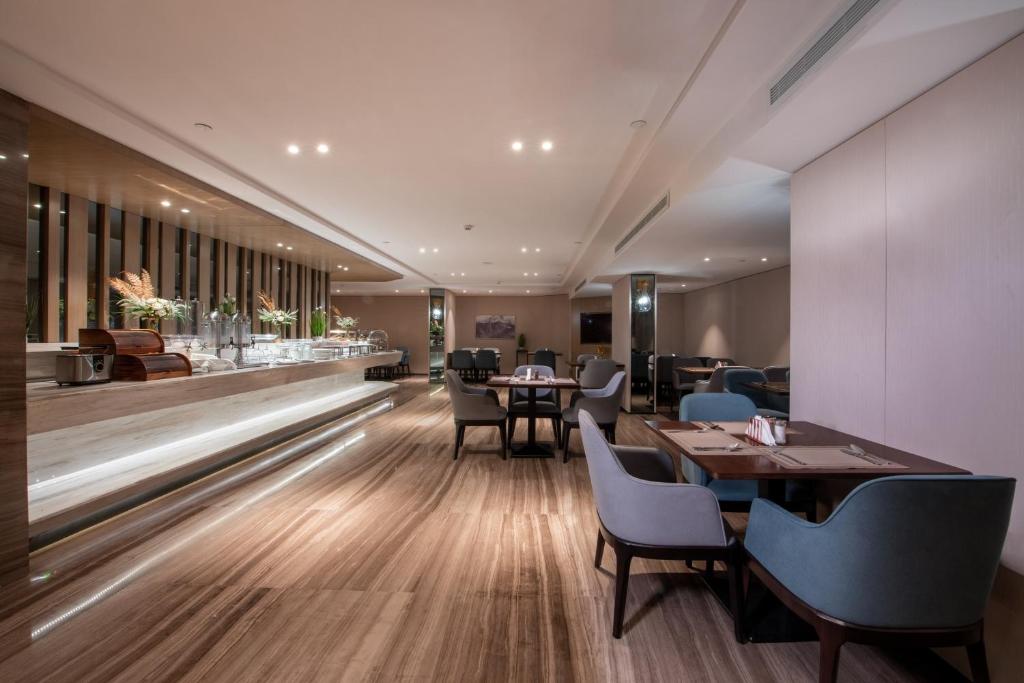 애버 아브하 로비