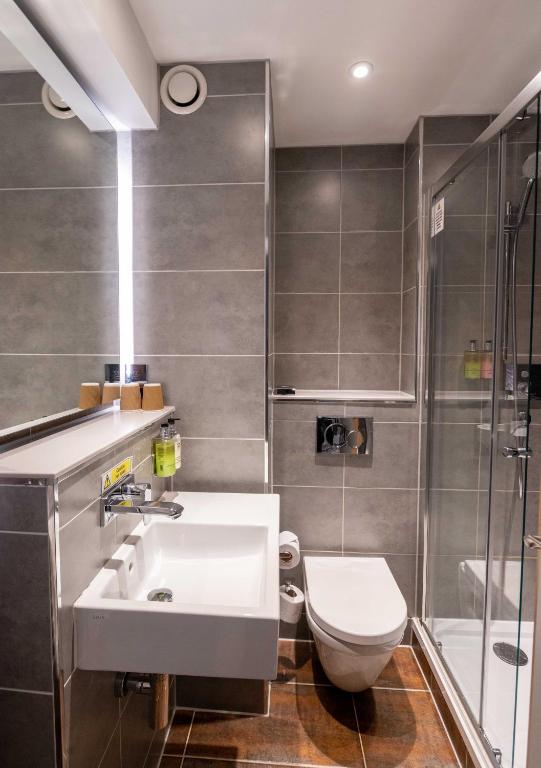 ibis Styles Leeds City Centre Arena photo