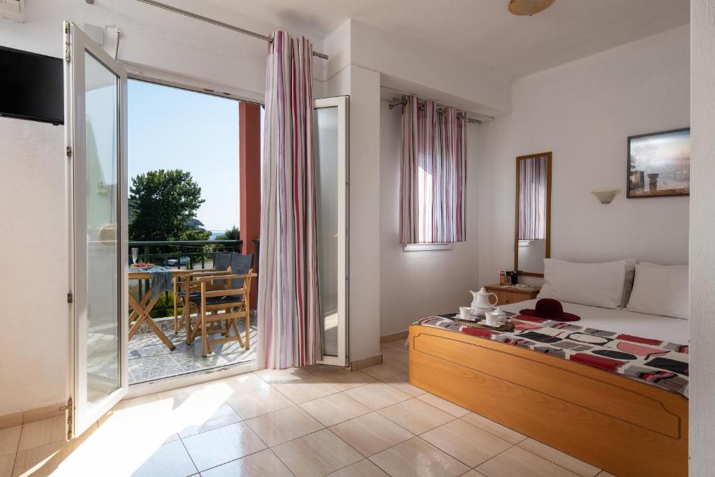 Studios Kofos Limin photo