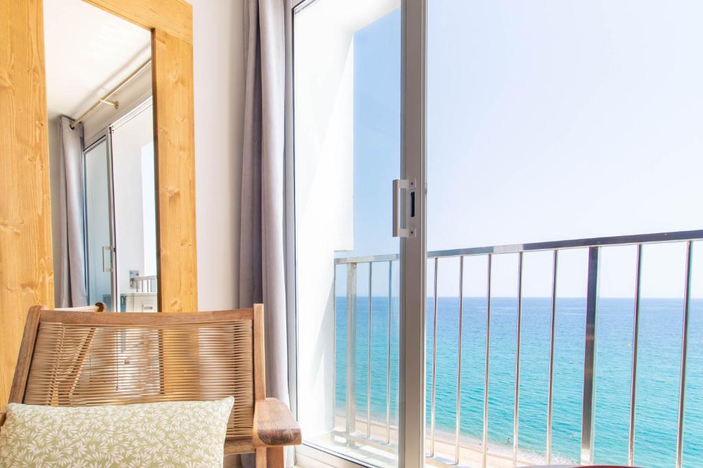 Banana Beach Boutique Studio - 2