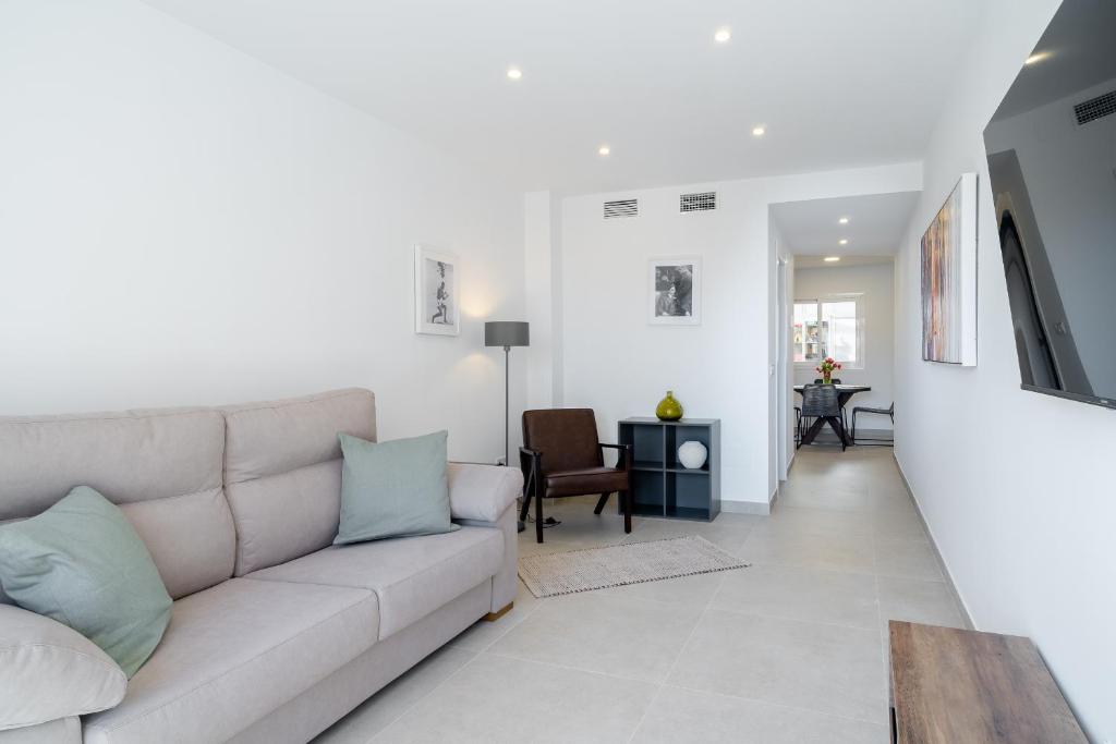 Solymar Sun & Beach Deluxe Apartments - 4
