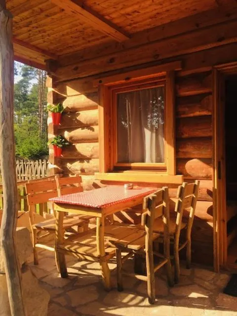 Karczma nad Szumem, hotel v destinaci Józefów