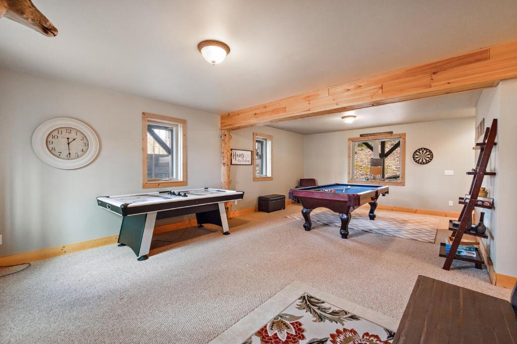 Rudolph Resort, Beech Mountain