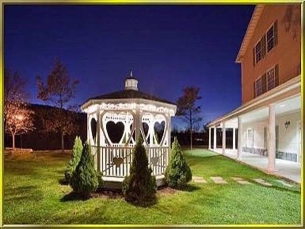 Quality Inn & Suites Schoharie Photo 48