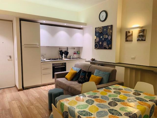 Il posto giusto, La Spezia