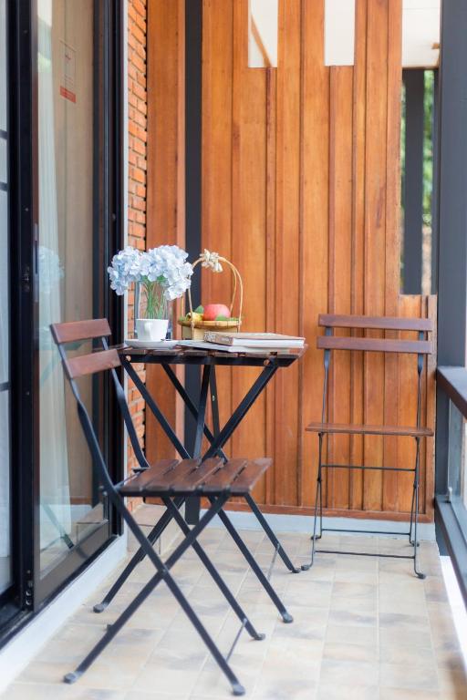 Balcony/terrace, Tohsang Heritage Ubon Hotel in Ubon Ratchathani