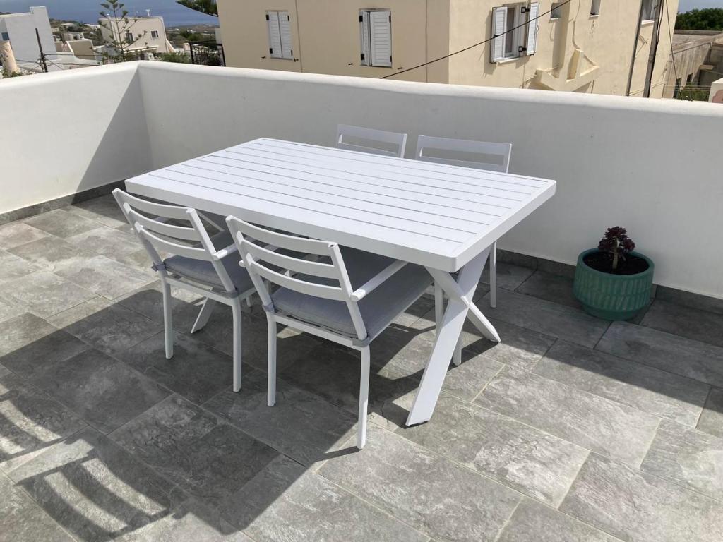 Triena Apartments photo