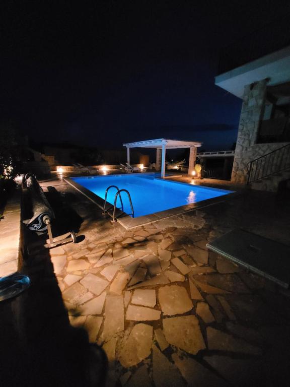 Villa BOSNA proche Dubrovnik piscine privative, Jacuzzi photo