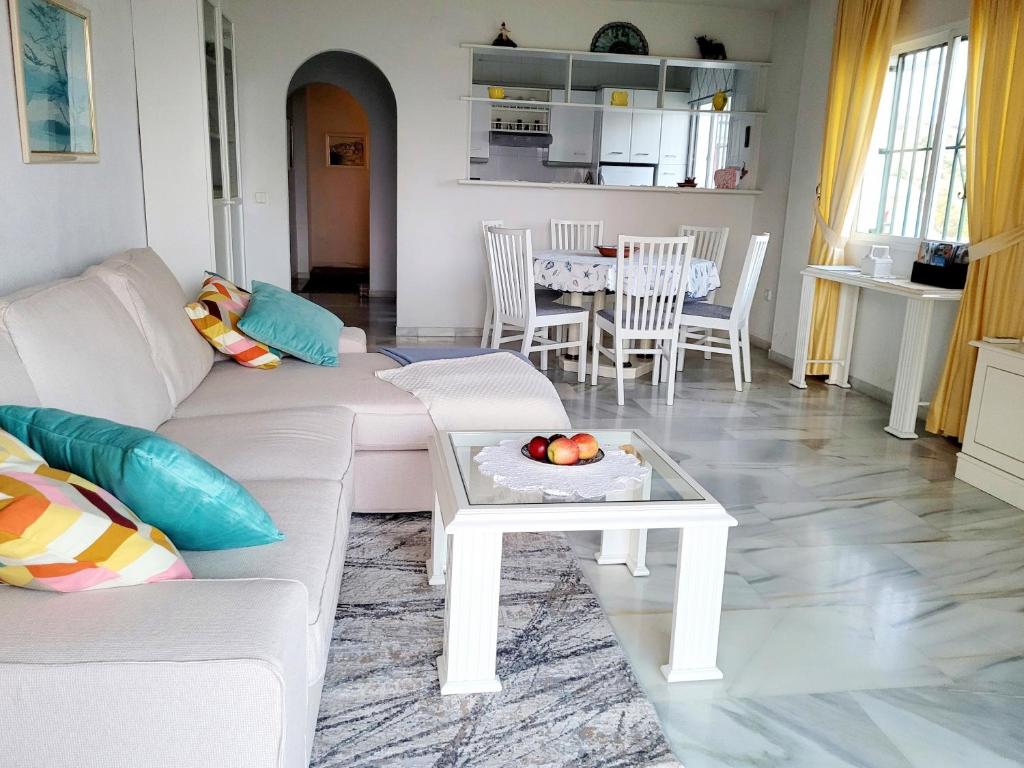 Seaview Appartment El Mirador in Sitio de Calahonda - 4