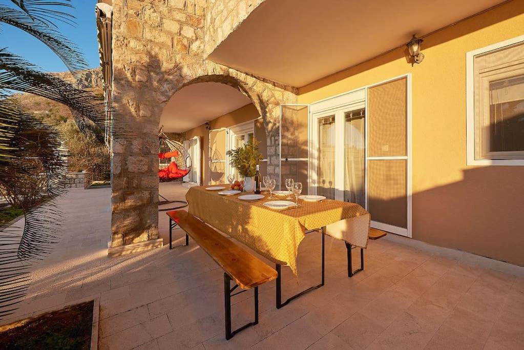 House with Garden &Sauna, 15-Min Walk to the Beach - 2