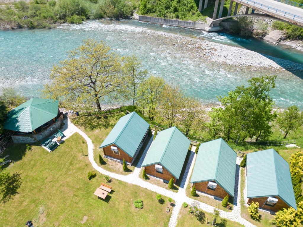 Tara Riverside photo