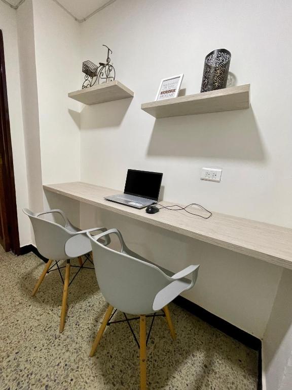 Great apartament @Night zone La 70 & Parking lot - 5