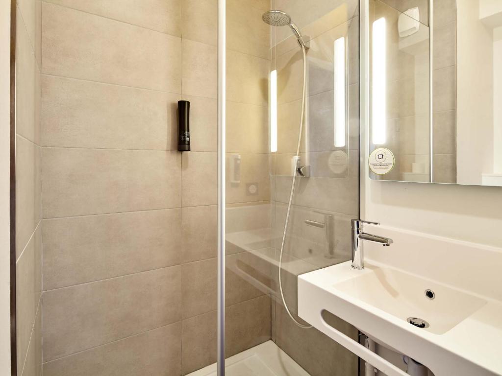 B&B HOTEL Argenteuil photo