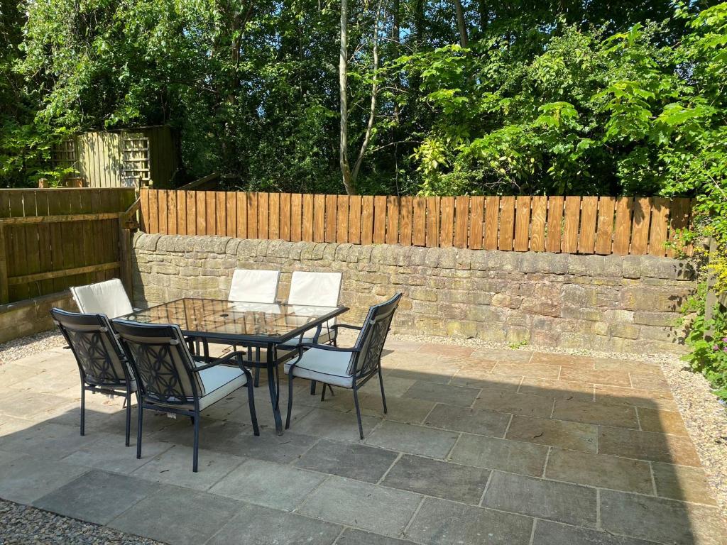 Queens Road 2 Bed apartments Central Richmond photo 7