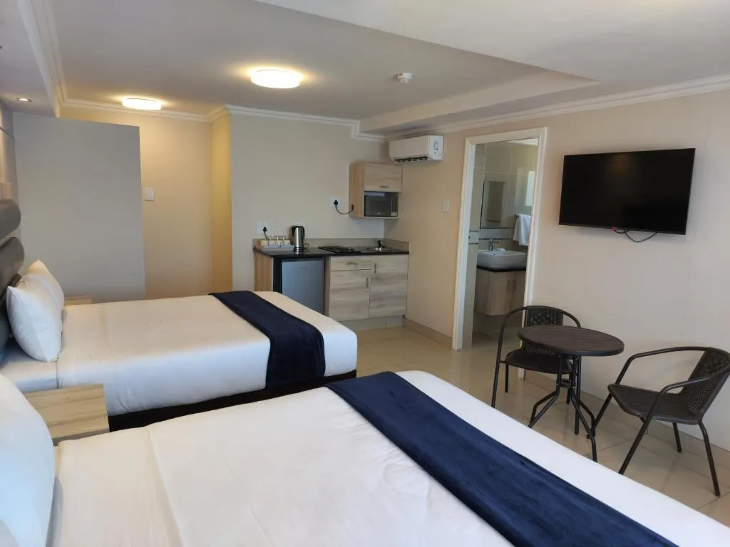 Bayside Taj Hotel, hotel in Port Shepstone