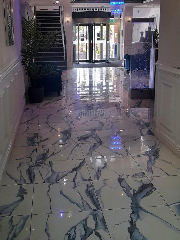 The Hillcrest Hotel photo