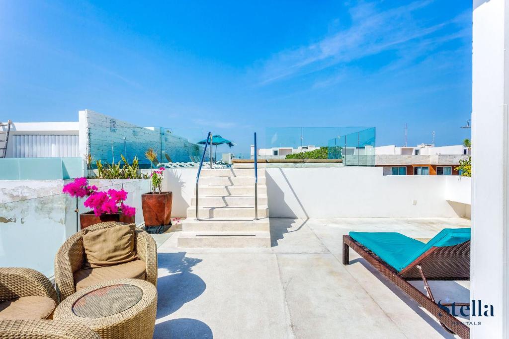 A-Nah Apartments, Rooftop Pool, walking distance to 5th avenue - 3
