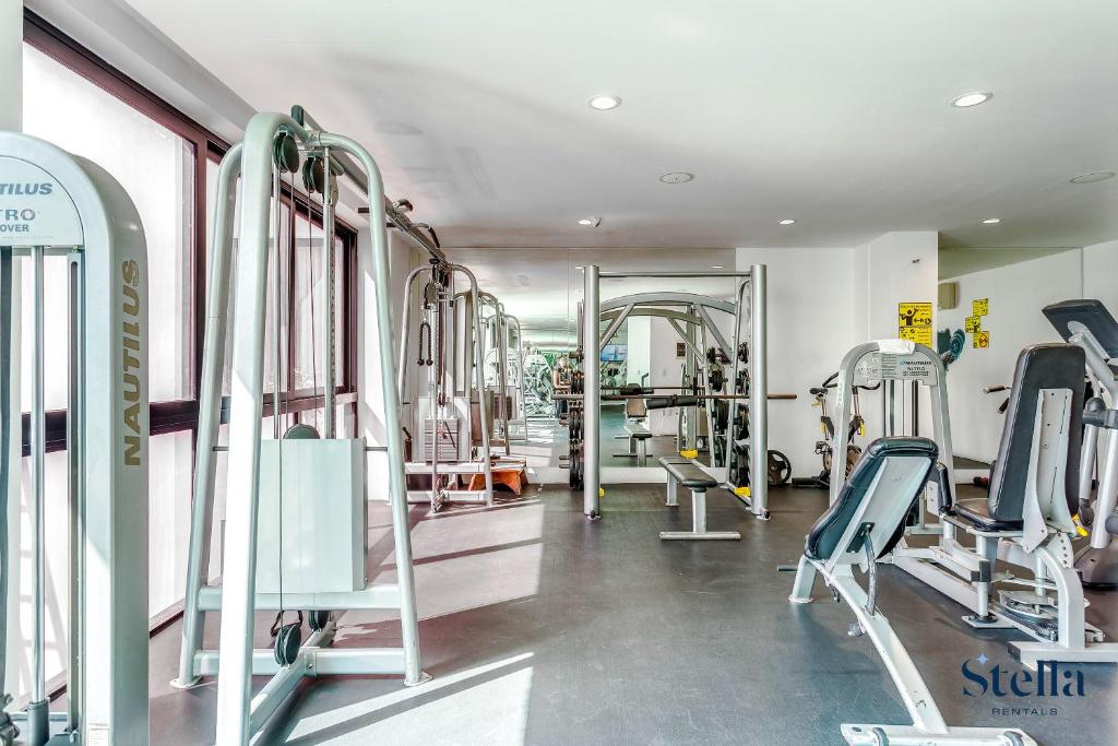A-Nah Apartments, Rooftop Pool, walking distance to 5th avenue - 4