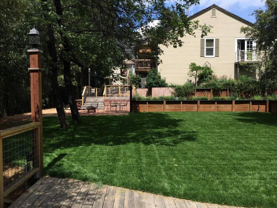 Mountain Home in the Pines