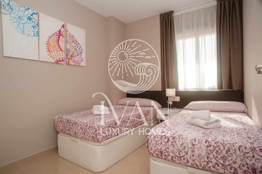 Casa Iris Ivan Luxury Homes 10ªPlta Norte 1ªLinea - 4