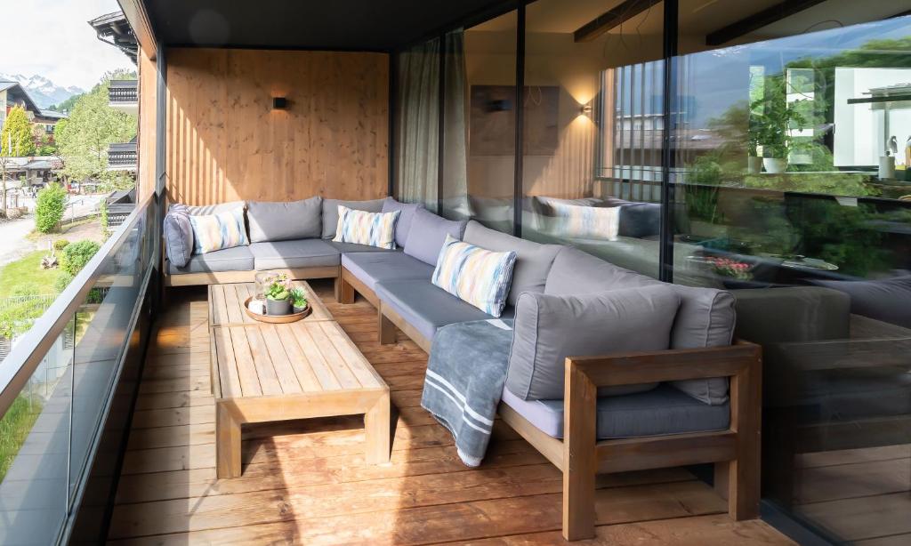 Schonblick Residence Apartments - next to AREIT gondel station