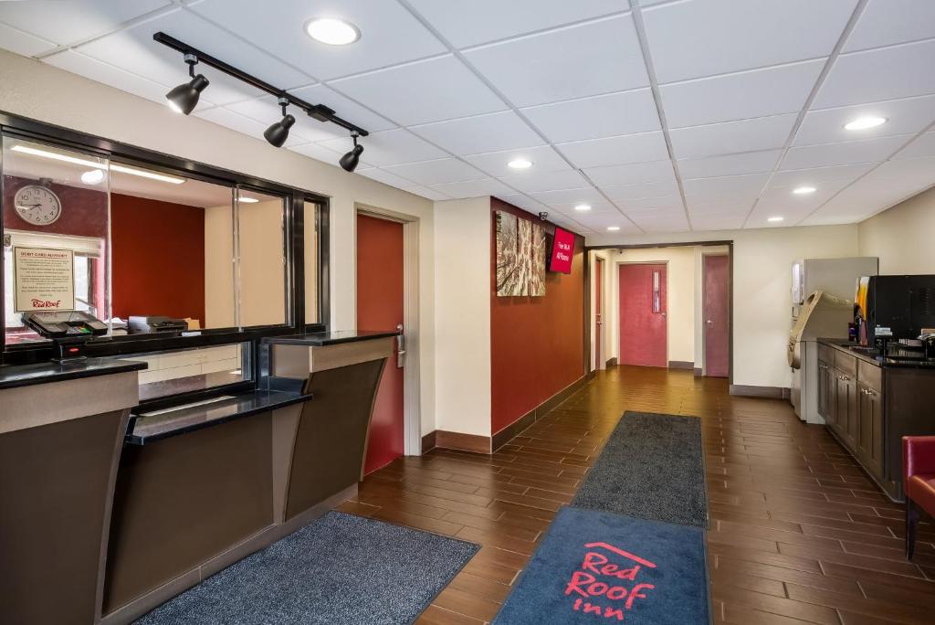 Red Roof Inn Allentown South photo