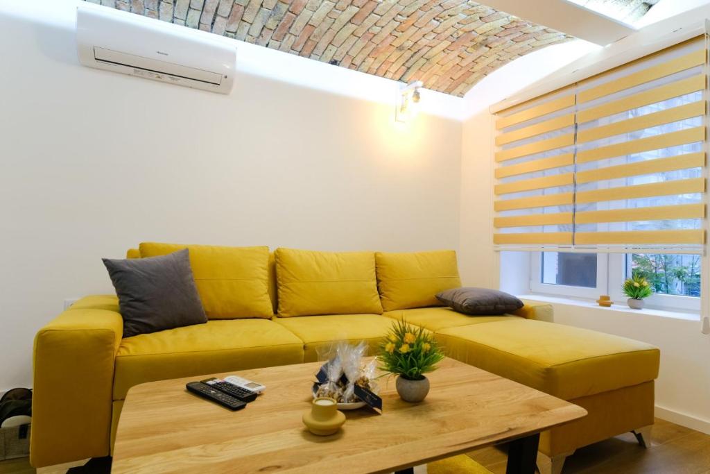All seasons apartments Sarajevo with free parking - 1