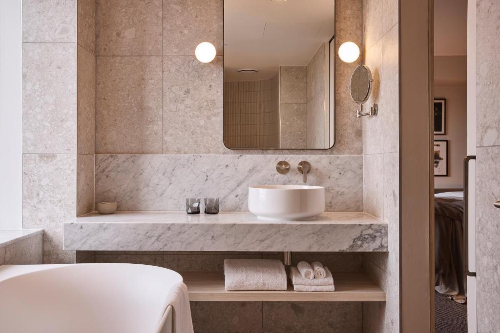 บริการและสิ่งอำนวยความสะดวก