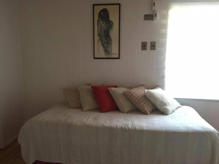Linda y cómoda casa interior entera/independiente - 3