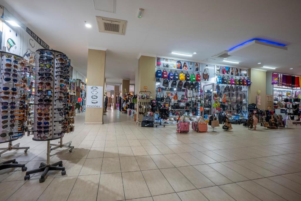 Cenger Beach Resort Spa - All Inclusive — Manavgat
