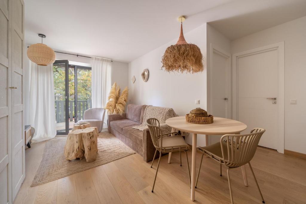 Jurmala seaside apartment with balcony, Jūrmala