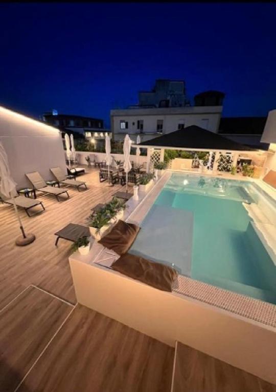 Naples Palazzo Firenze Additional