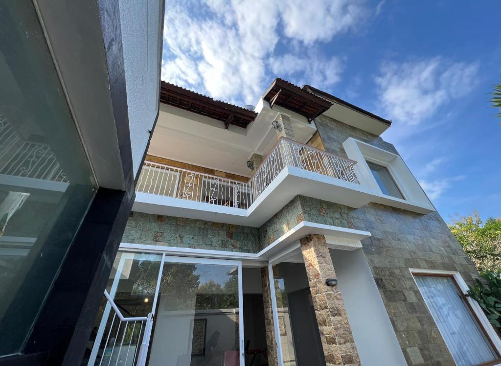 Hills House Villa by SunnyRent – Jimbaran x Balangan x GWK