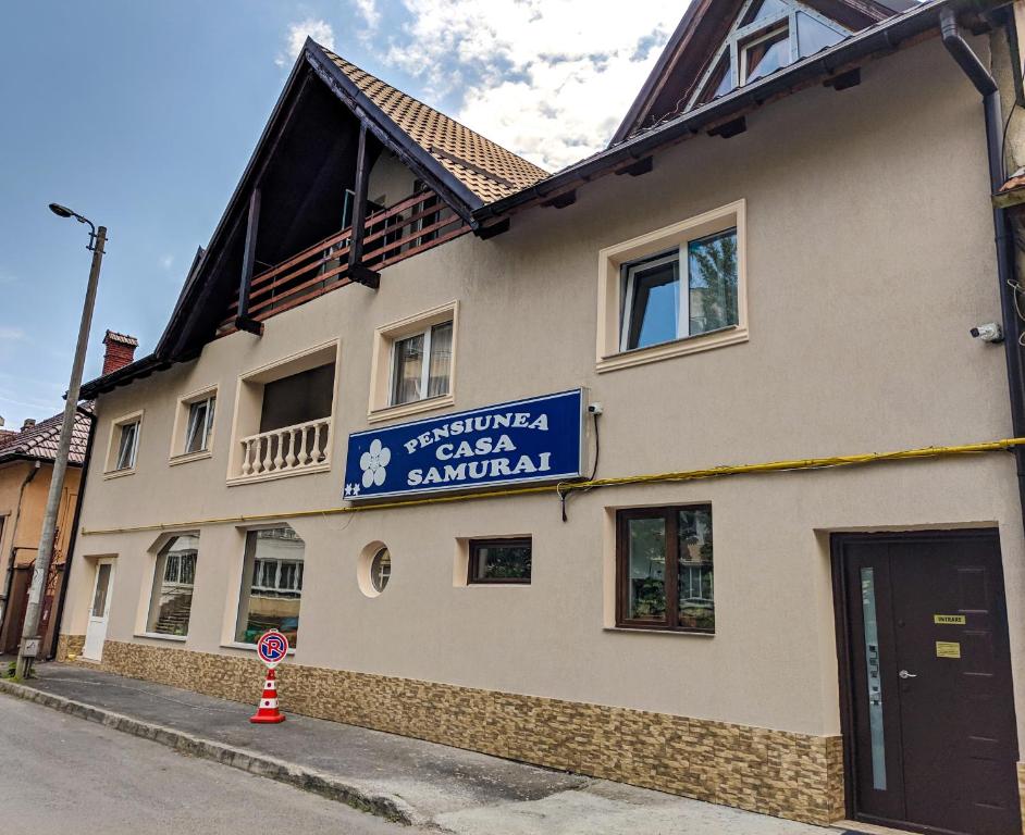 Pension Casa Samurai — Hotel in Brasov